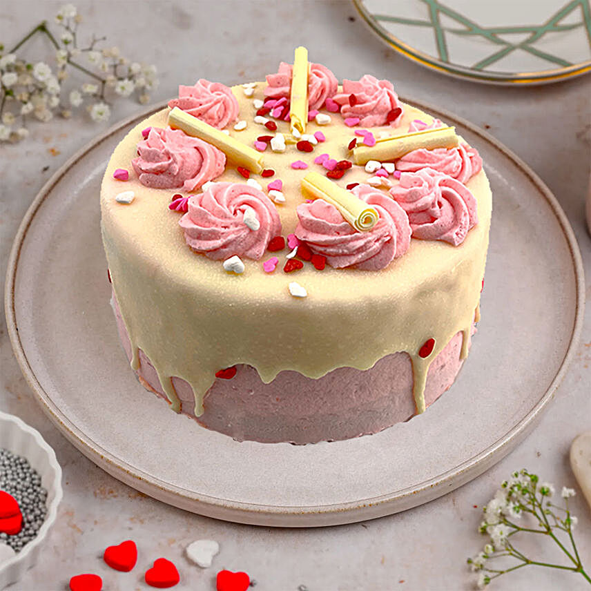 Raspberry Romance Cake
