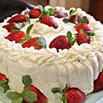 Luscious Strawberry Cake