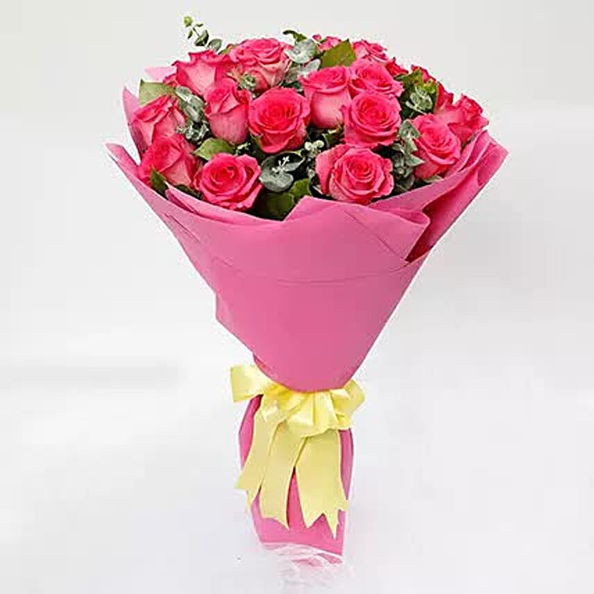 20 Ravishing Dark Pink Roses Bunch