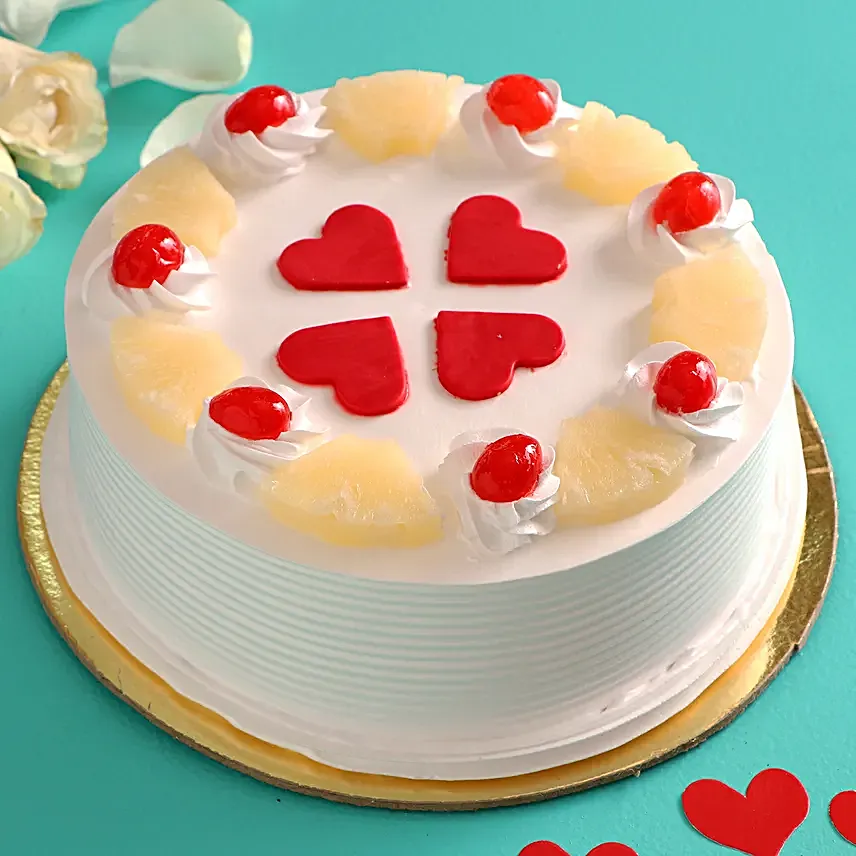 Pineapple With Hearts Cake Half Kg