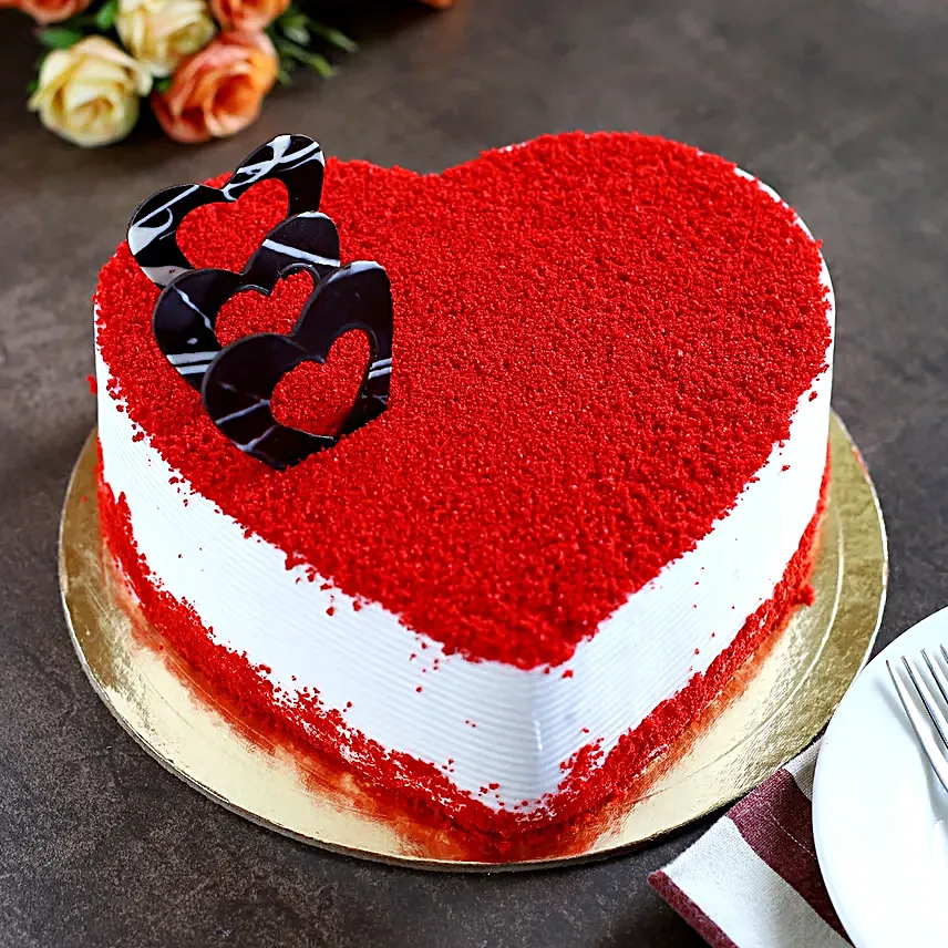 Red Velvet Heart Cake Half Kg Eggless