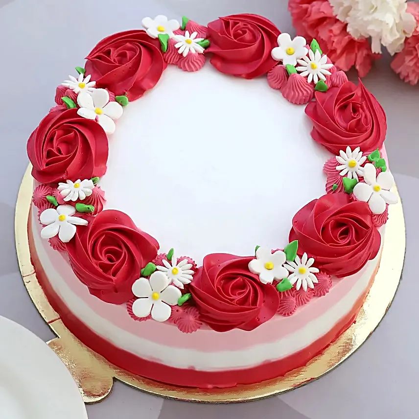 Lovely Red Roses Around Vanilla Cake Eggless Half Kg