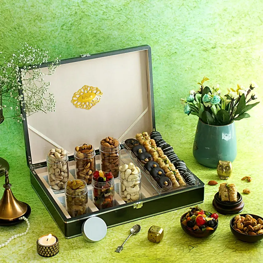 Kesar Exclusive Delights Jewellery Beauty Gift Box