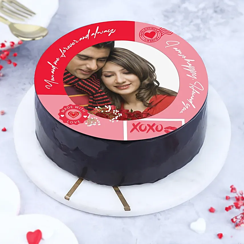 Personalised Chocolate Cake Of Love- Half Kg