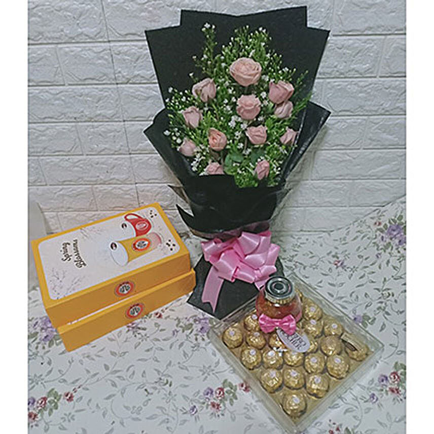 Fresh Pink Rose Bouquet With Sweets