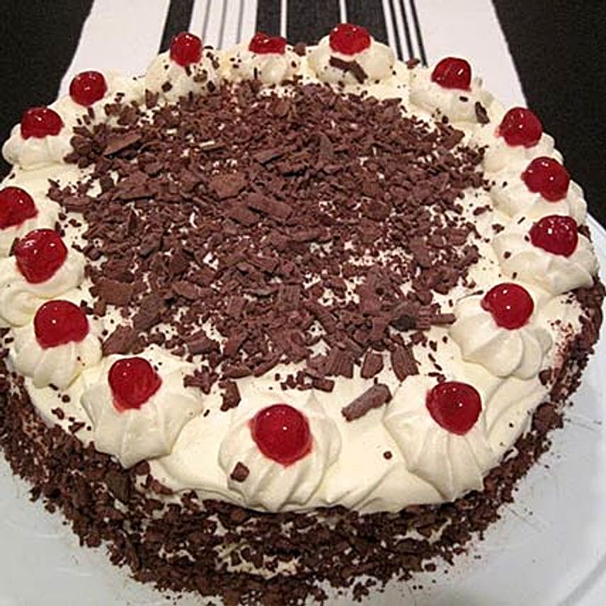 Yummiliscious Black Forest Cake