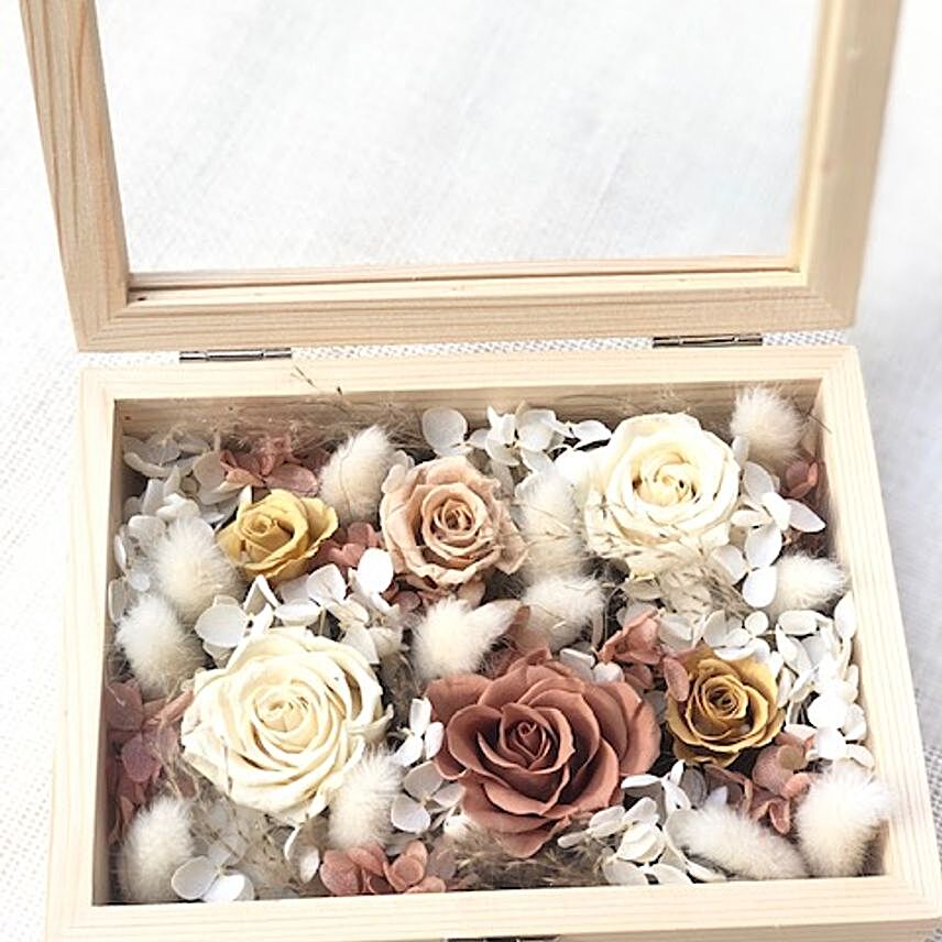 Elegant Preserved Roses Box