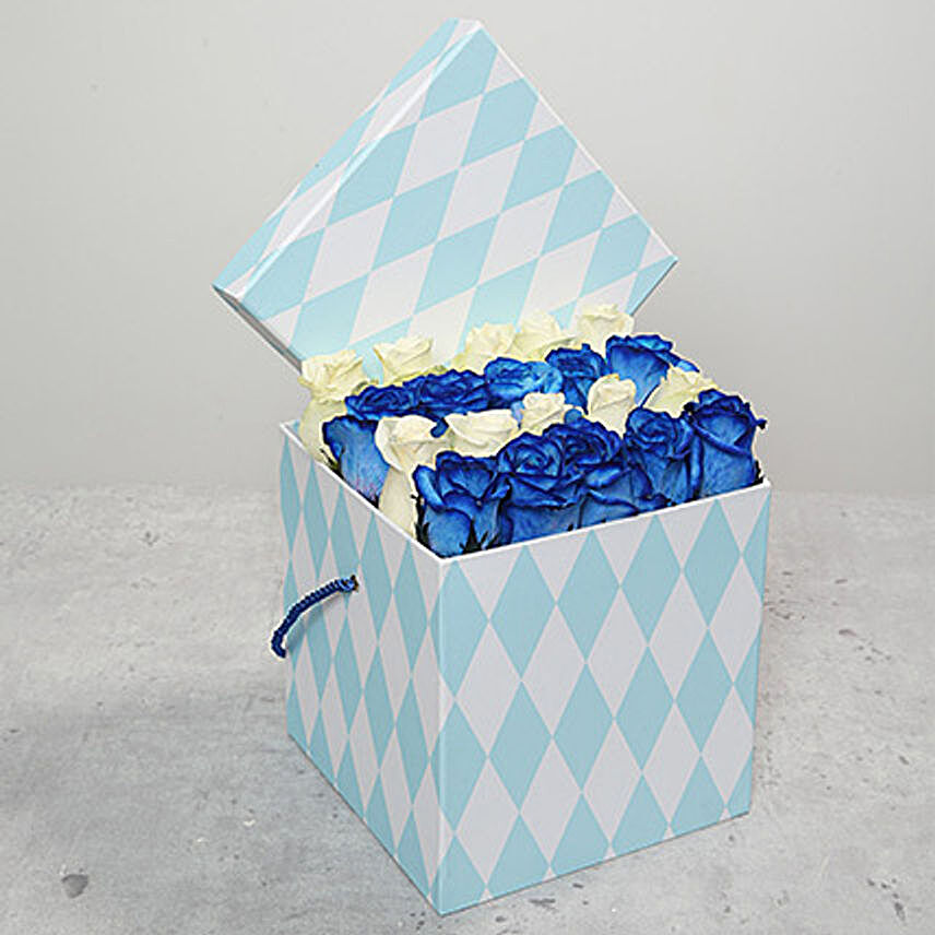 White and Blue Roses in Gift Box