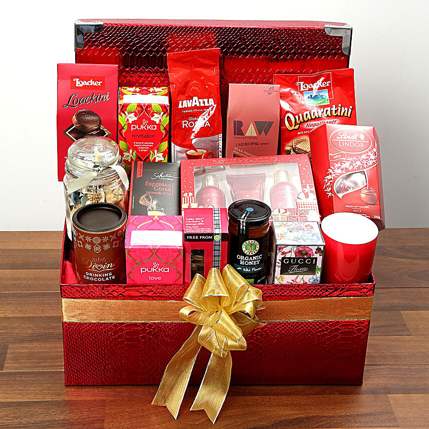 Exclusive Snacks and Chocolate Hamper