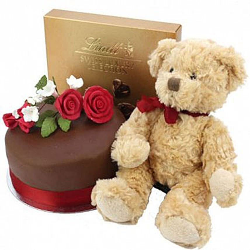 Chocolate Rose Cake With Bear And Lindt