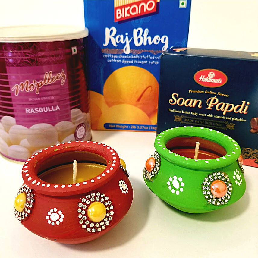 Diwali Hamper of Diyas & Sweets